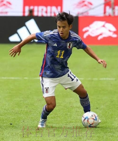 久保建英:当我很小的时候 就会从早上8点踢到天黑 久保建英:当我很小的时候 就会从早上8点踢到天黑