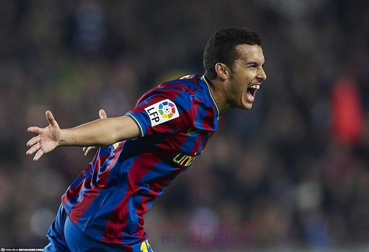 记者:皇马对葡萄牙体育后卫佩德罗-波罗并不感兴趣 记者:皇马对葡萄牙体育后卫佩德罗-波罗并不感兴趣